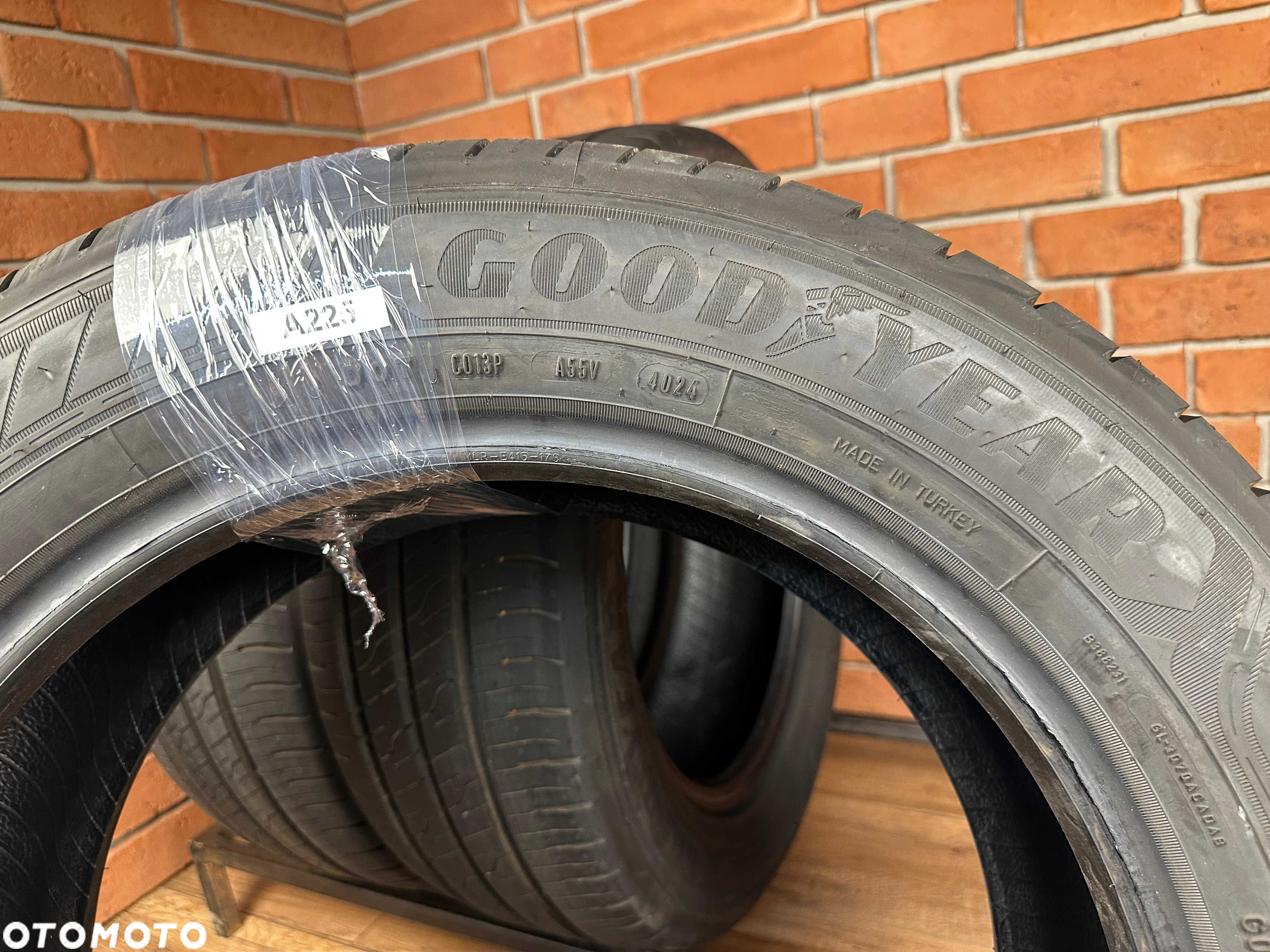 Opony Goodyear EfficientGrip CARGO 2 215/60R17C DEMO 2024 - 5