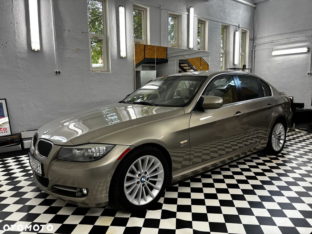 BMW Seria 3 335i Sport-Aut Luxury Line - 1