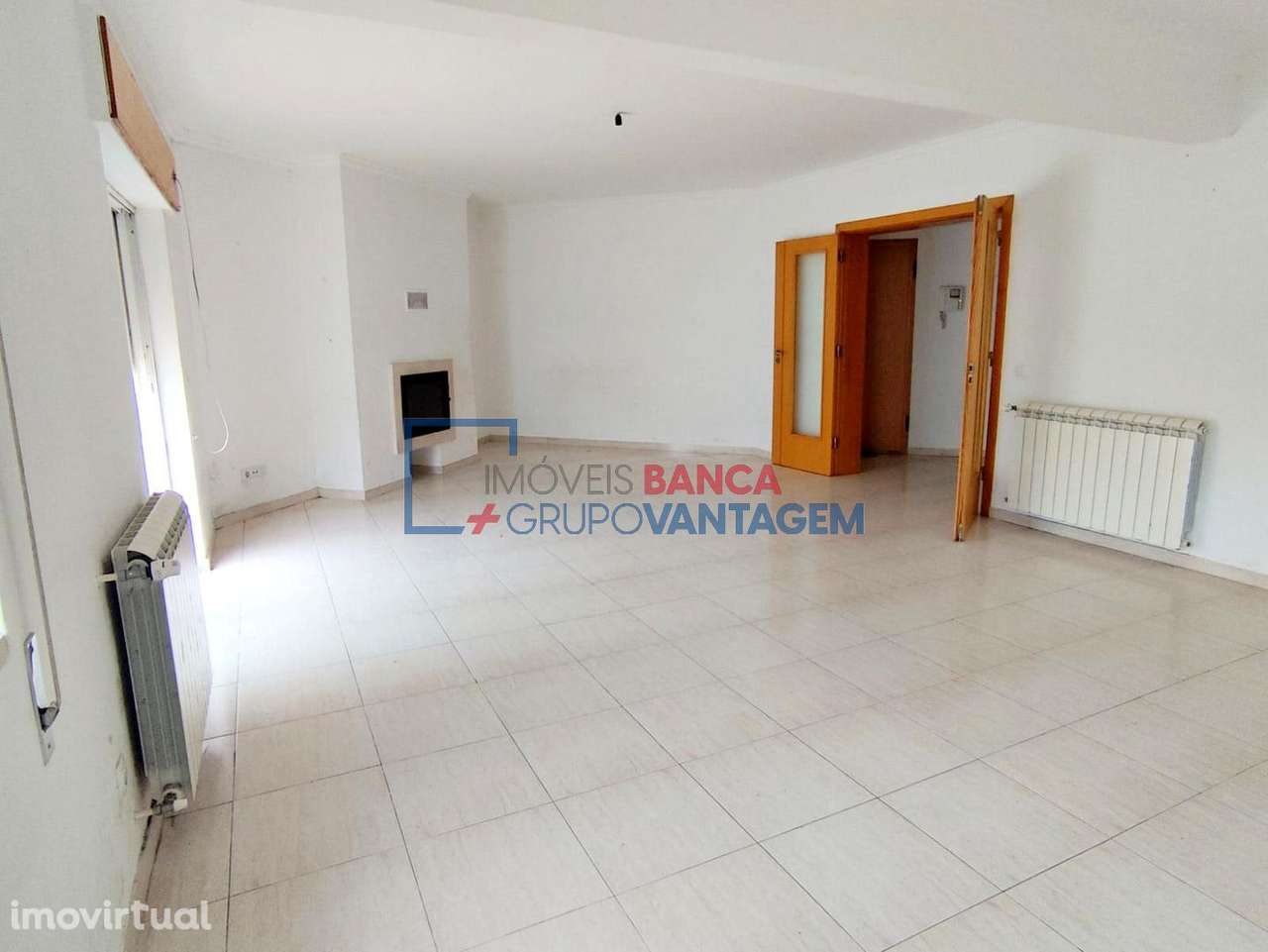 Apartamento T3 a 2 minutos da Estação de Comboios da Azambuja - Grande imagem: 2/19