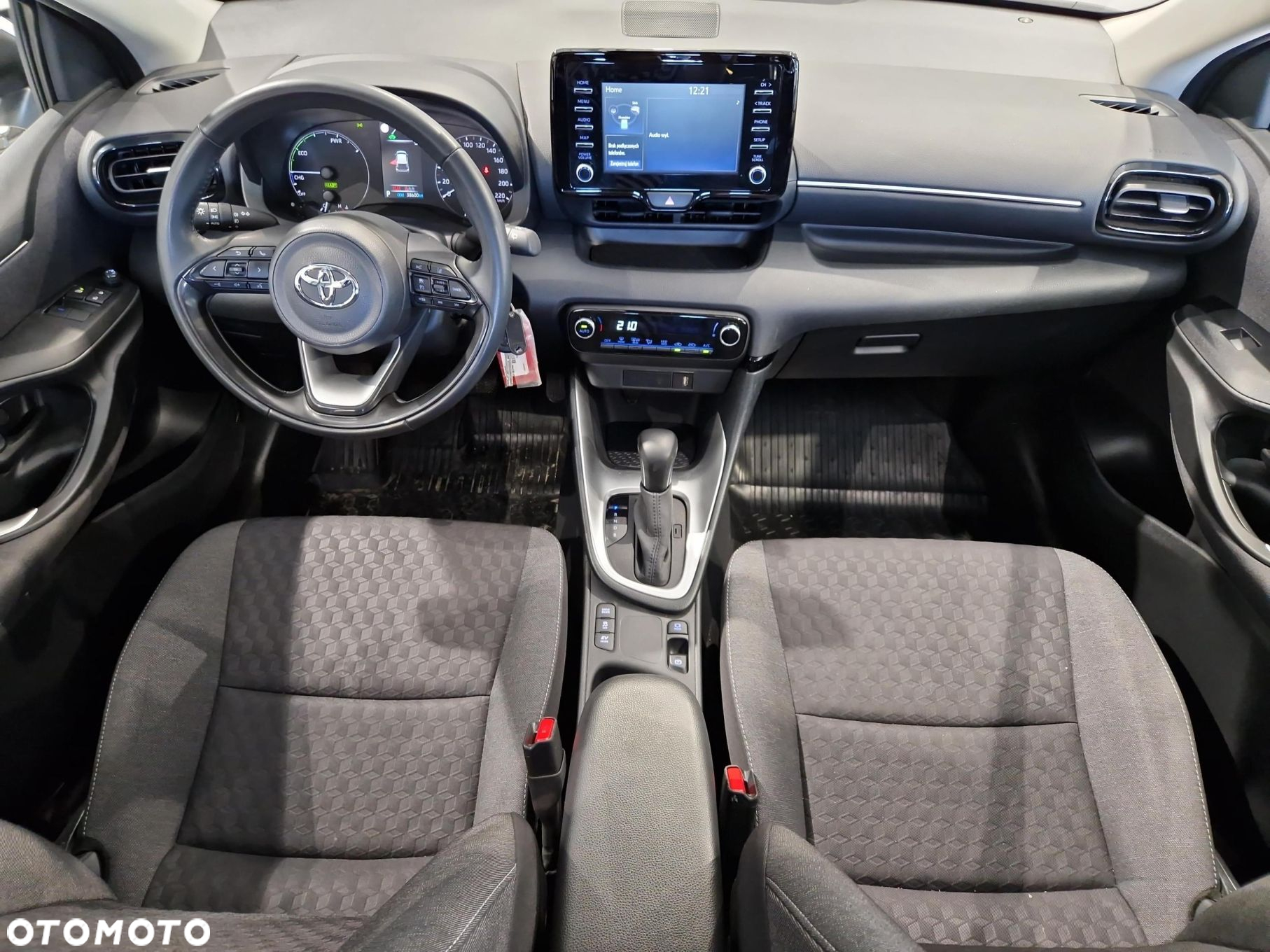 Toyota Yaris - 12