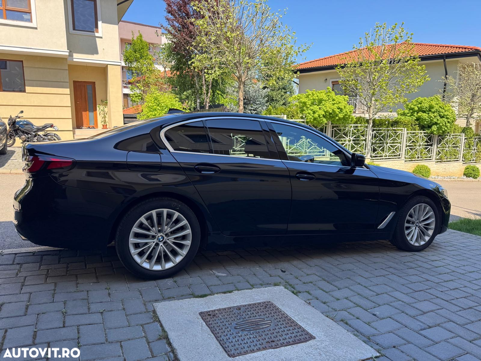 BMW Seria 5 520d xDrive AT MHEV - 3