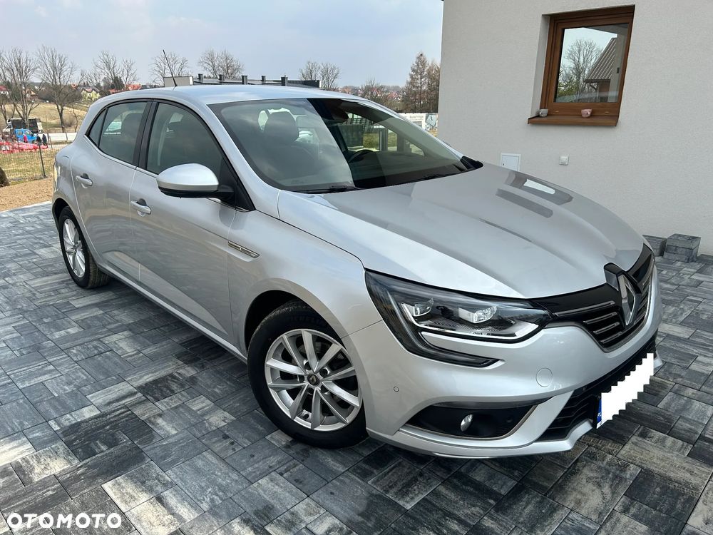 Renault Megane 1.5 Blue dCi Intens - 10