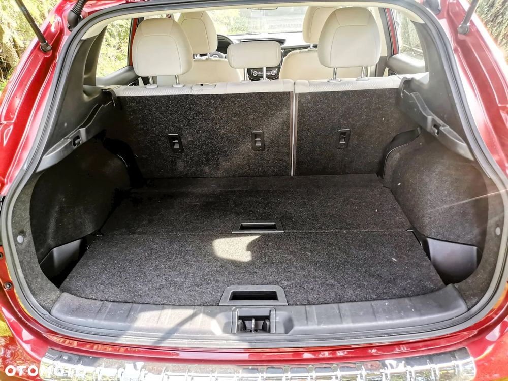 Nissan Rogue - 16