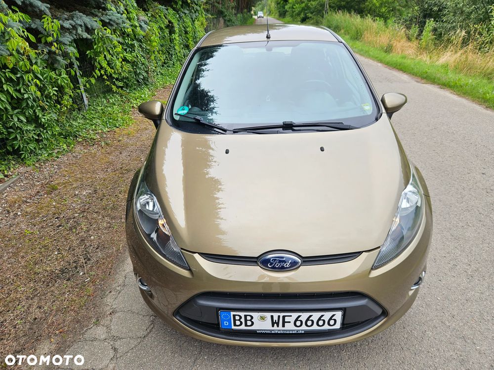 Ford Fiesta 1.4 Champions Edition - 13
