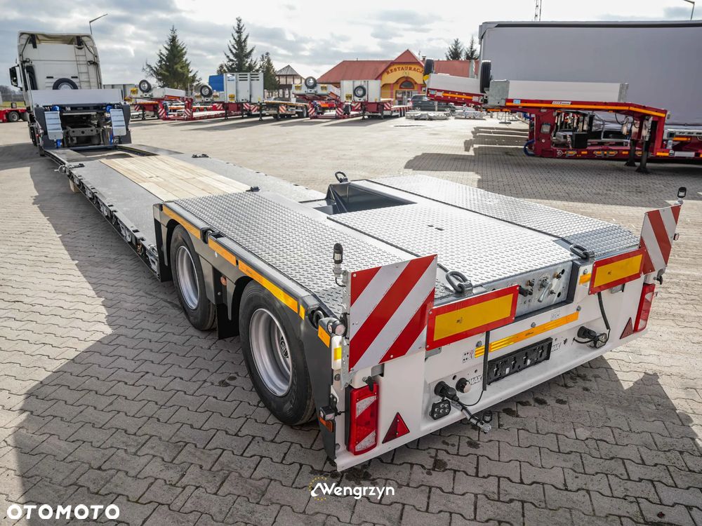 MAX Trailer 2 osiowy tiefbett, lowbed, zawieszenie pneumatyczne - 15