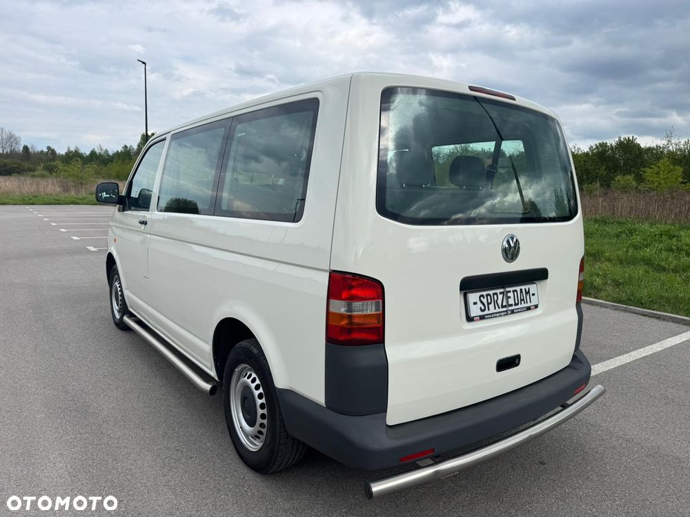 Volkswagen Transporter - 28