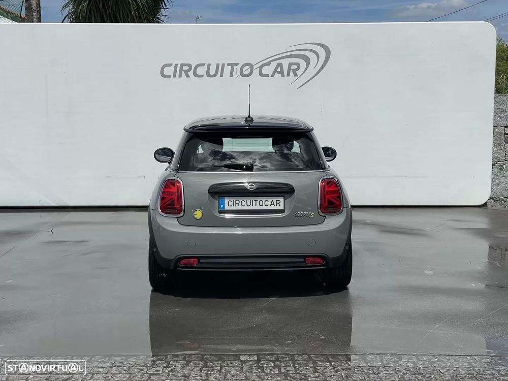 MINI 3 Portas Cooper SE - 11