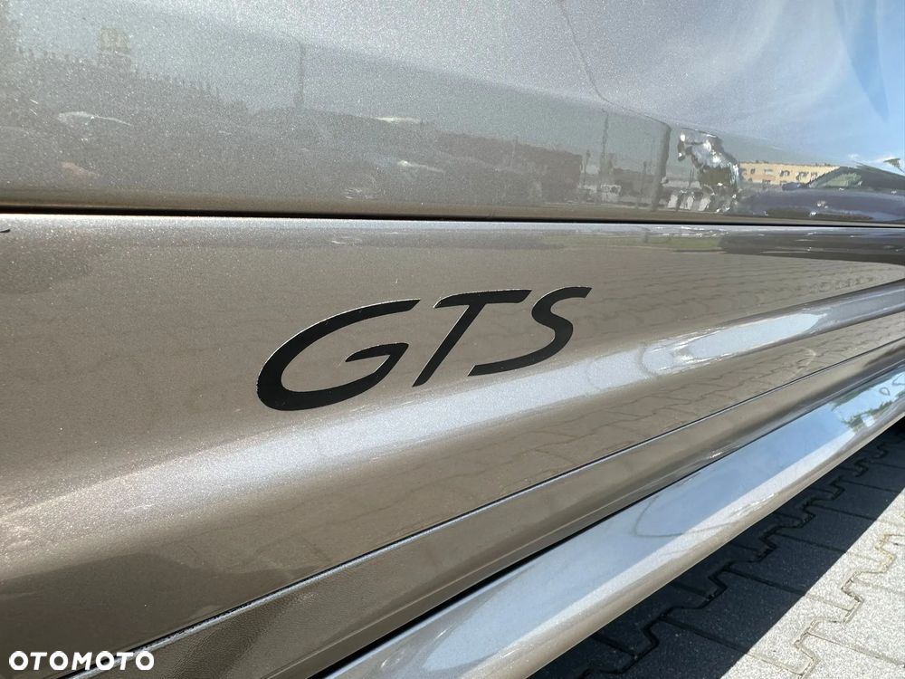 Porsche Cayenne GTS - 11