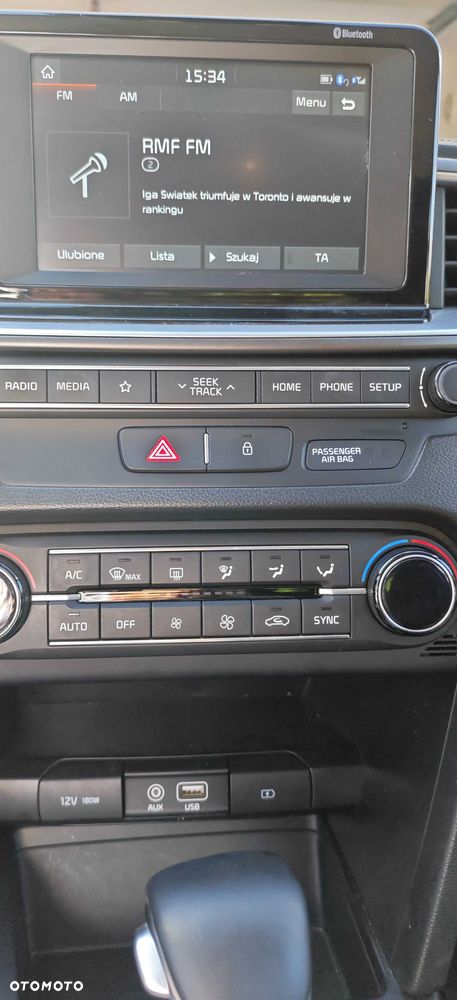 Kia Ceed - 4