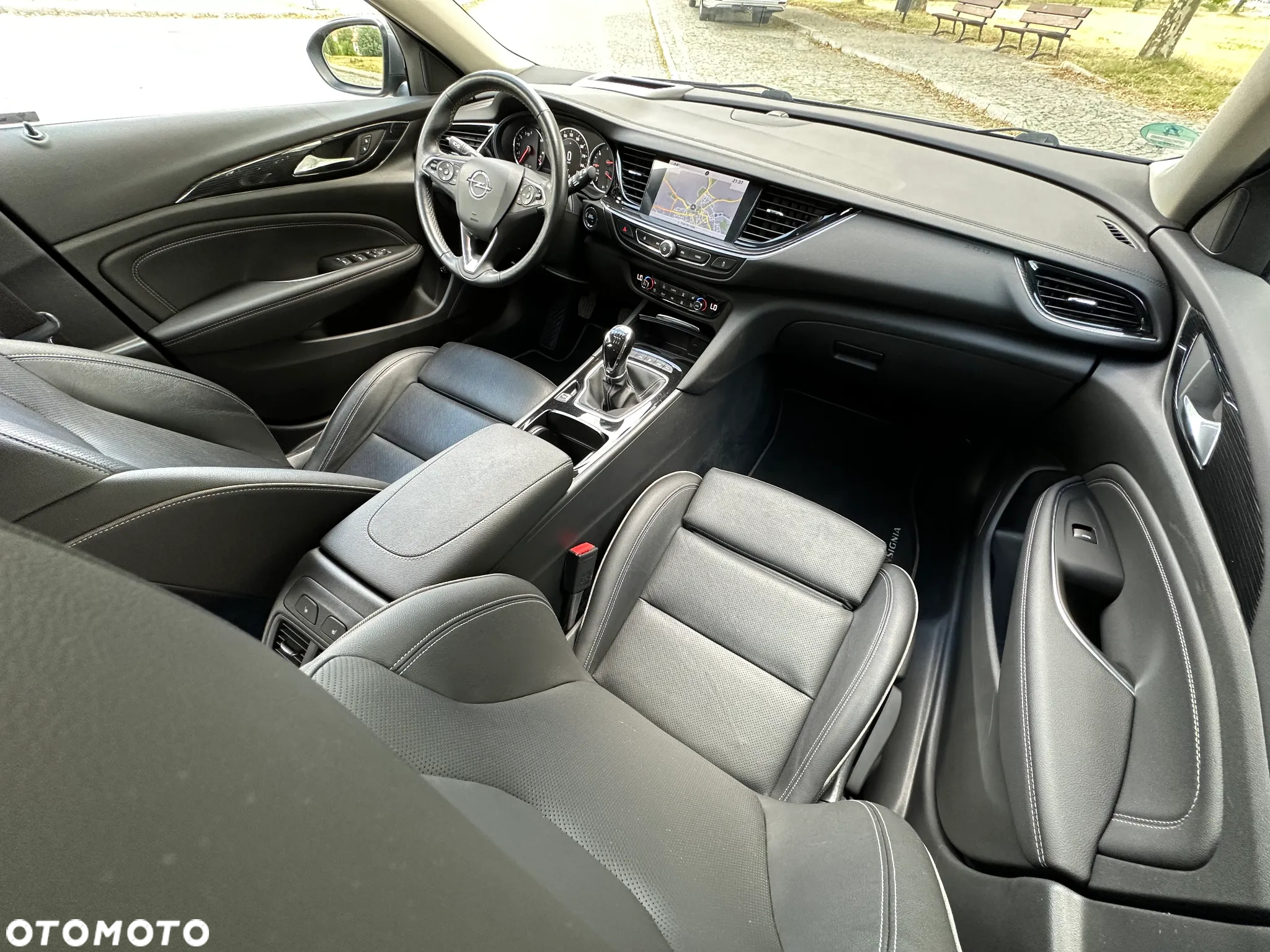 Opel Insignia Sports Tourer 2.0 Diesel 4x4 Ultimate Exclusive - 9