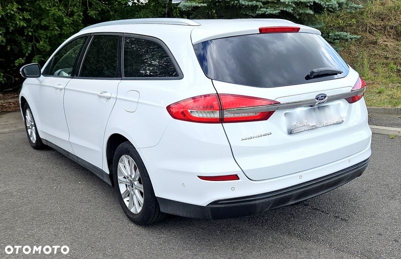 Ford Mondeo 2.0 TDCi Titanium - 18