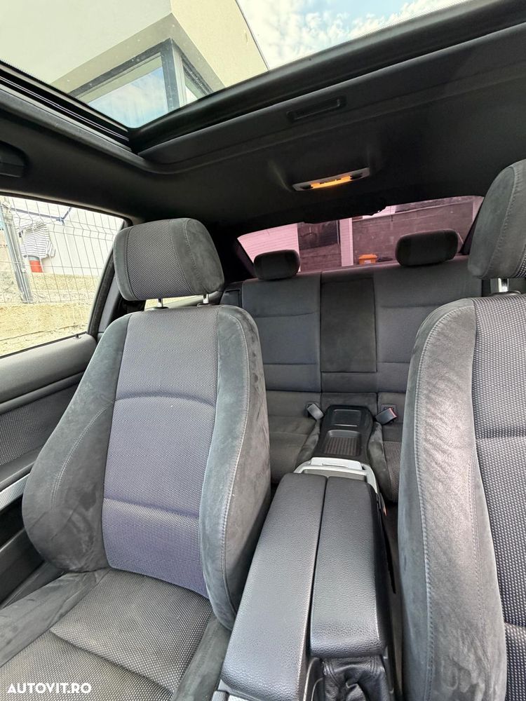 BMW Seria 3 320d - 10