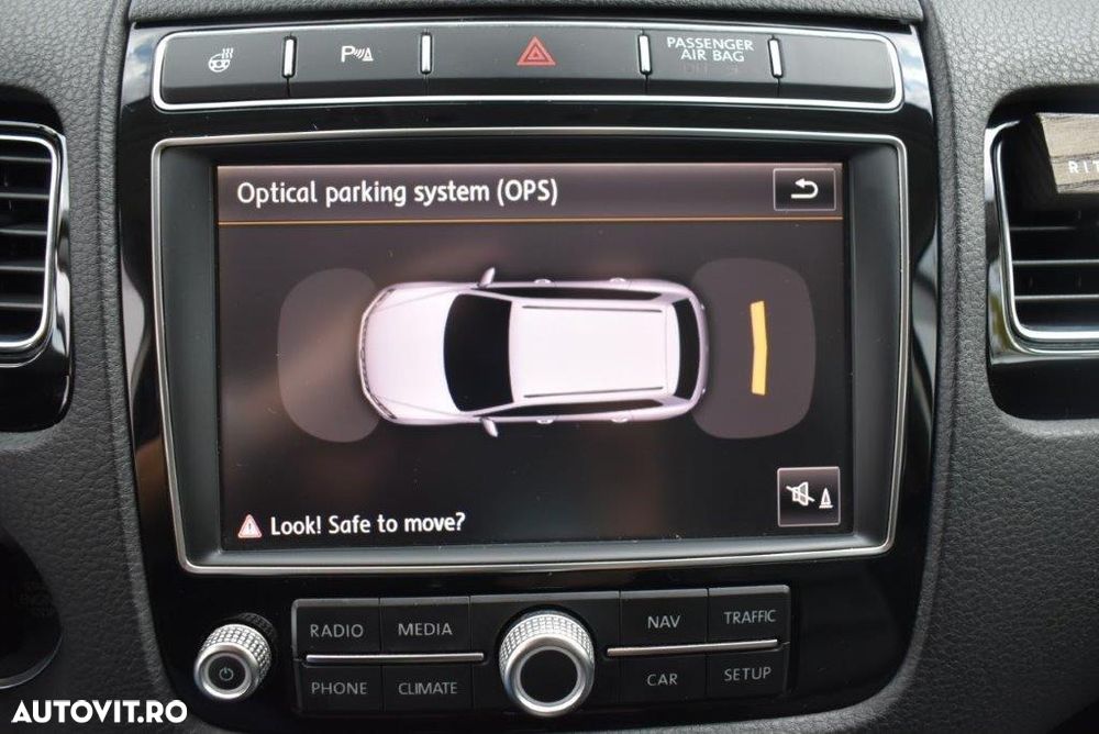 Volkswagen Touareg 3.0 V6 TDI BMT - 15