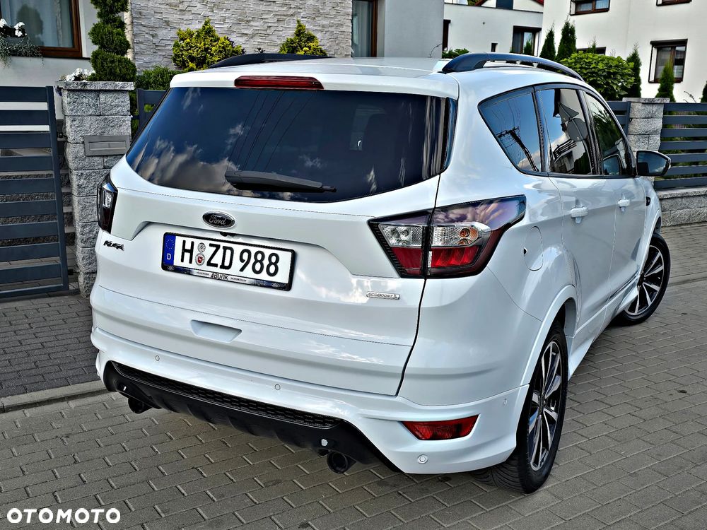 Ford Kuga 1.5 EcoBoost 2x4 ST-Line - 13
