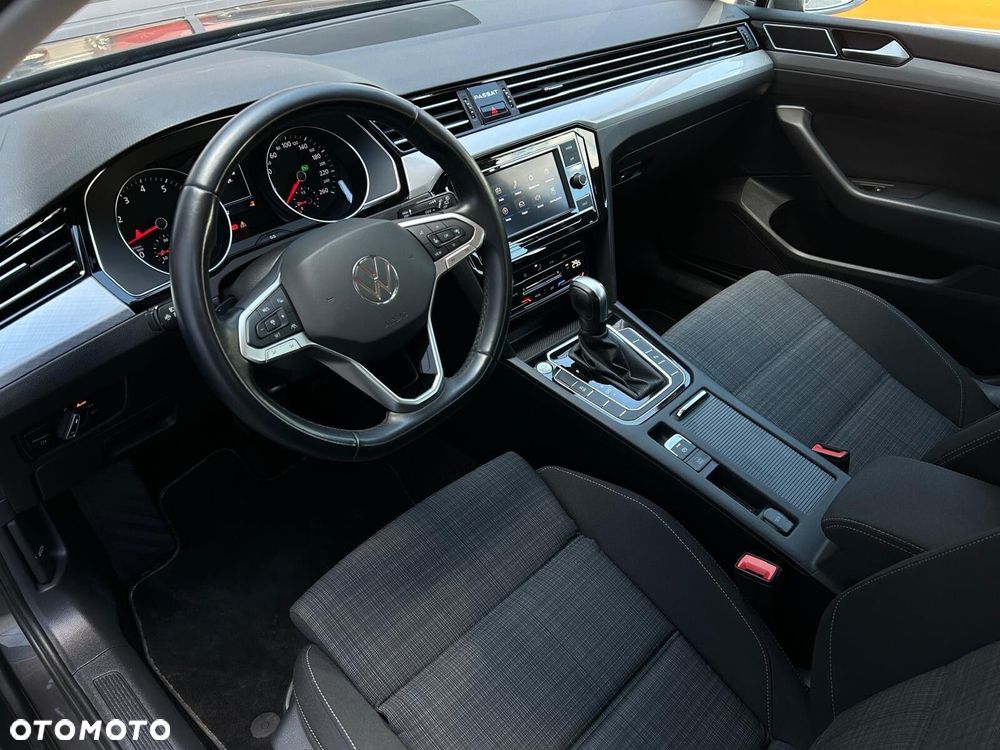 Volkswagen Passat Variant 2.0 TSI Business DSG - 8