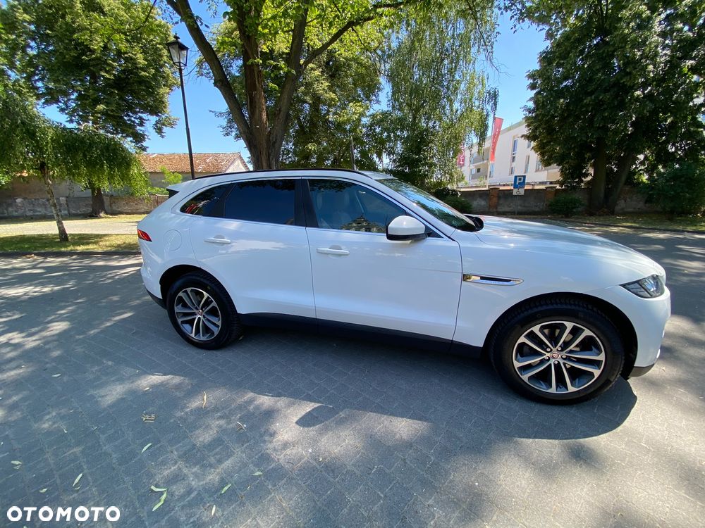 Jaguar F-Pace 2.0 i4D AWD Prestige - 14