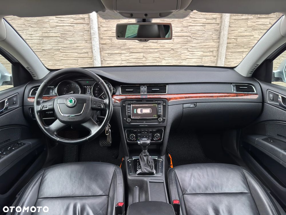 Skoda Superb 1.8 TSI Elegance DSG - 21
