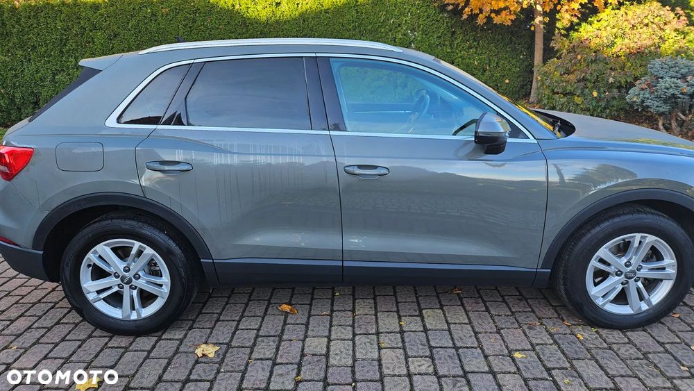 Audi Q3 35 TFSI S tronic - 11