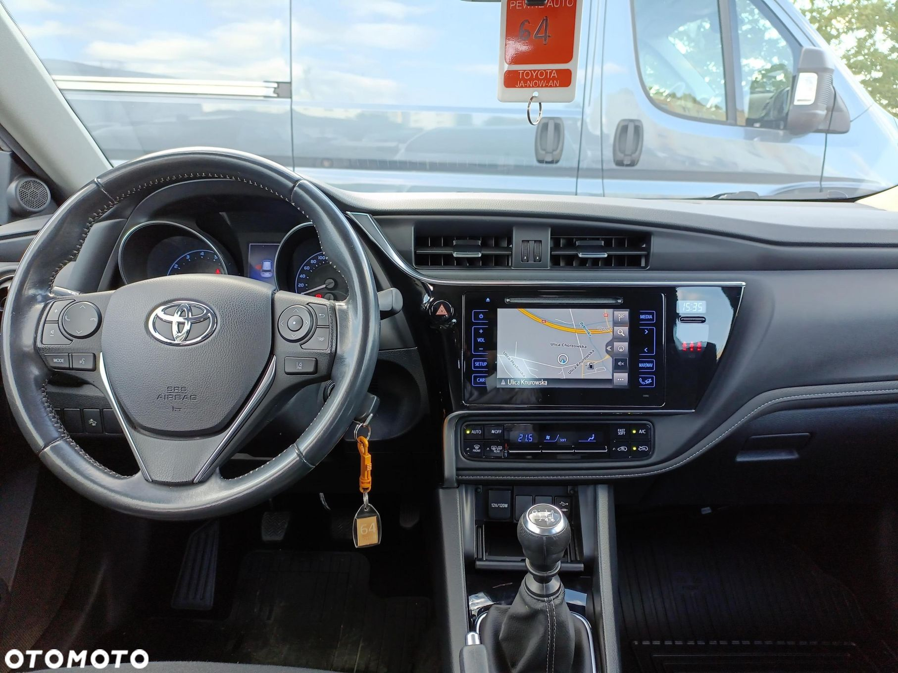 Toyota Auris - 14