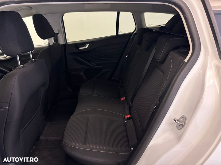 Ford Focus 1.5 EcoBlue Start-Stopp-System Aut. TITANIUM DESIGN - 8