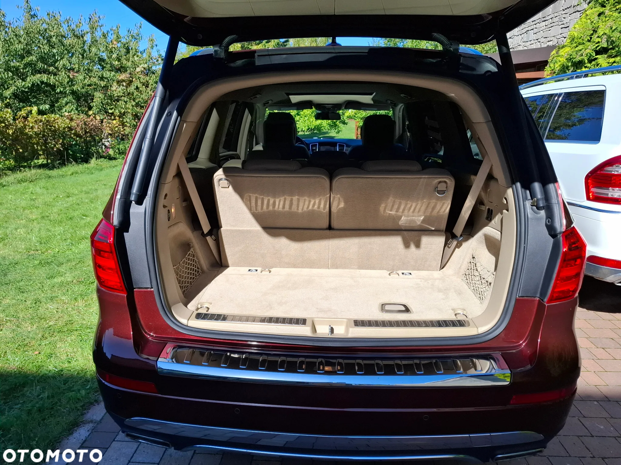 Mercedes-Benz GL - 14