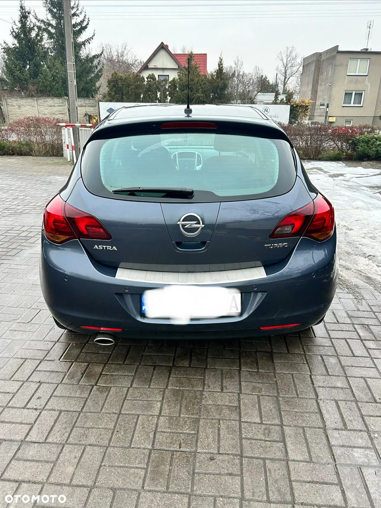 Opel Astra 1.6 Turbo Edition - 5