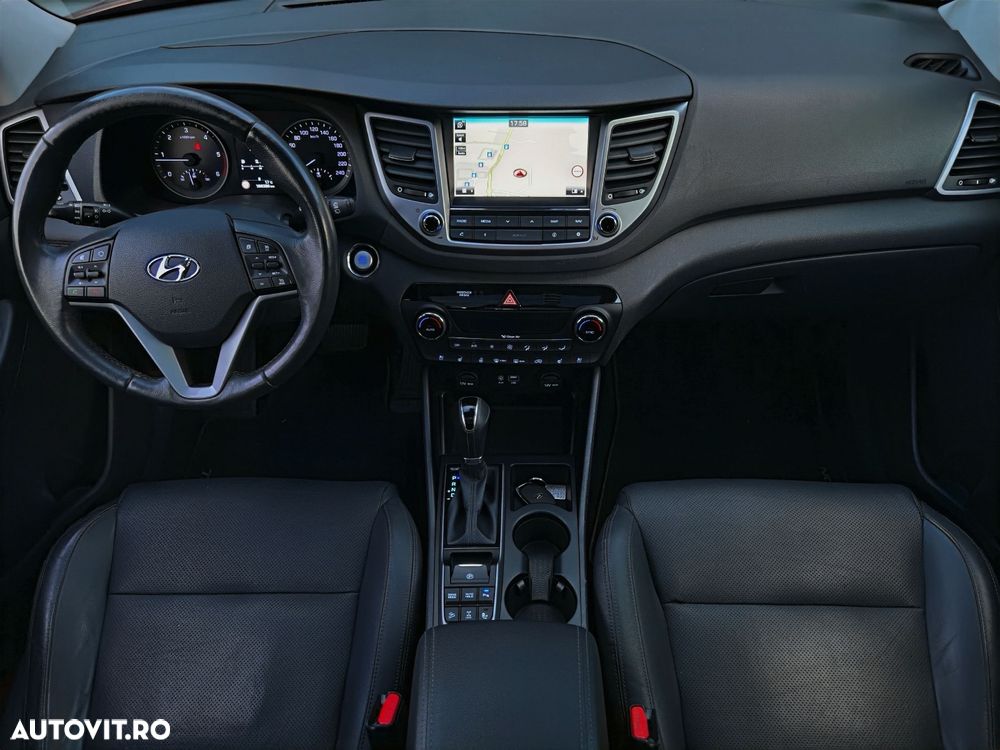 Hyundai Tucson 2.0 CRDI 4WD Automatik Premium - 2