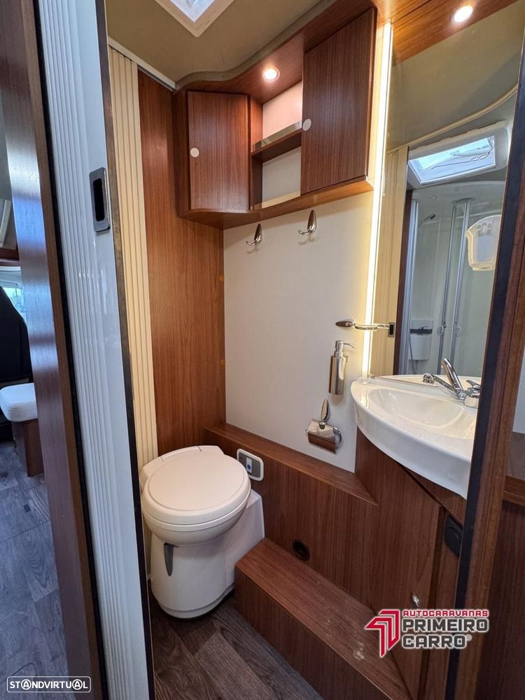 Euramobil Profila RS 720 QB c.central e basculante - 33