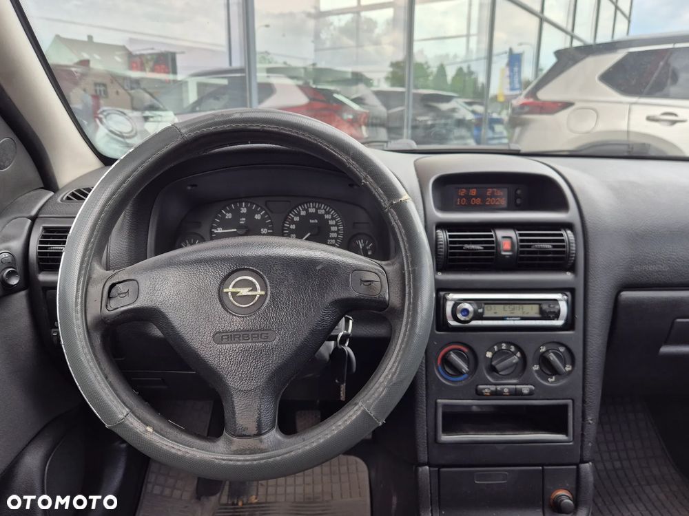 Opel Astra - 8