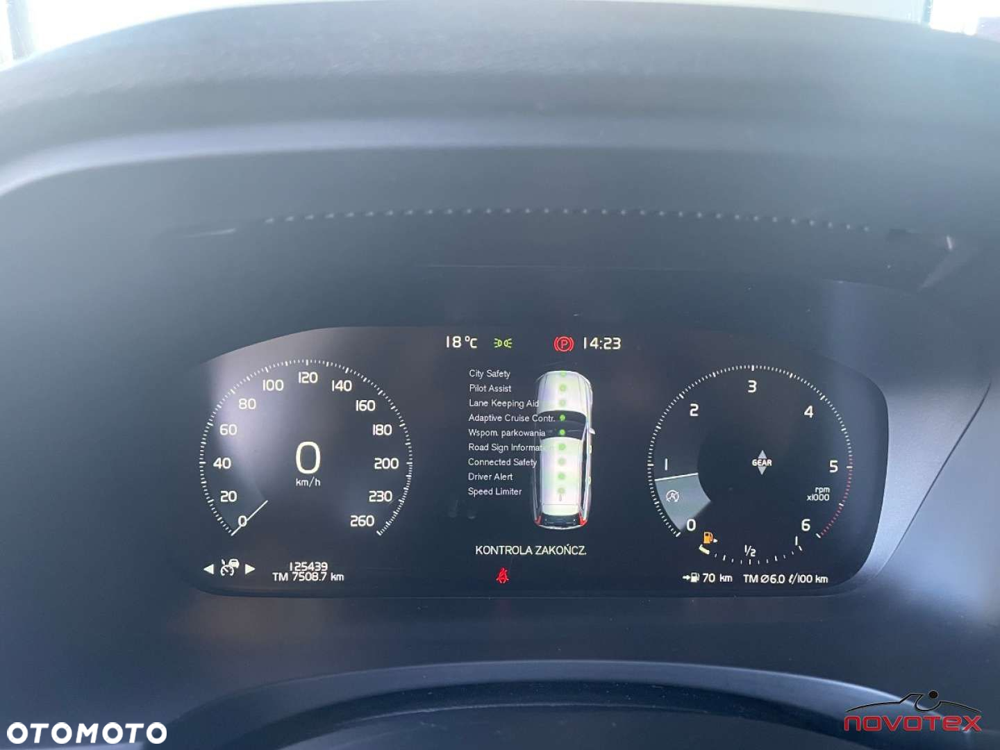 Volvo V90 D3 Momentum - 20