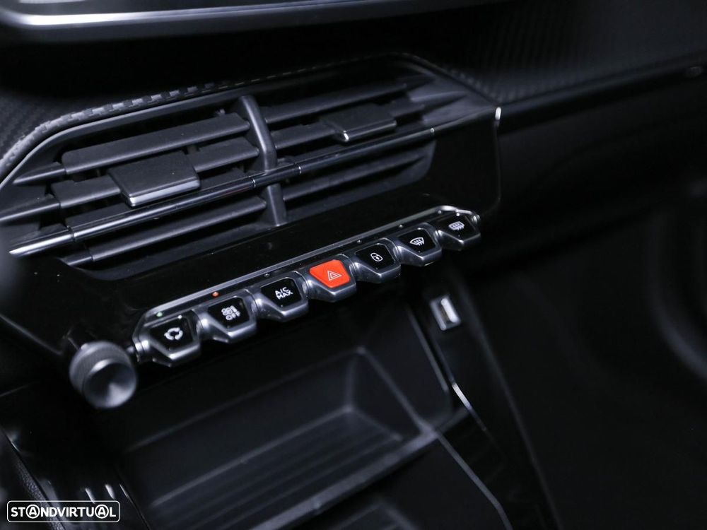 Peugeot 208 1.2 PureTech Active - 18
