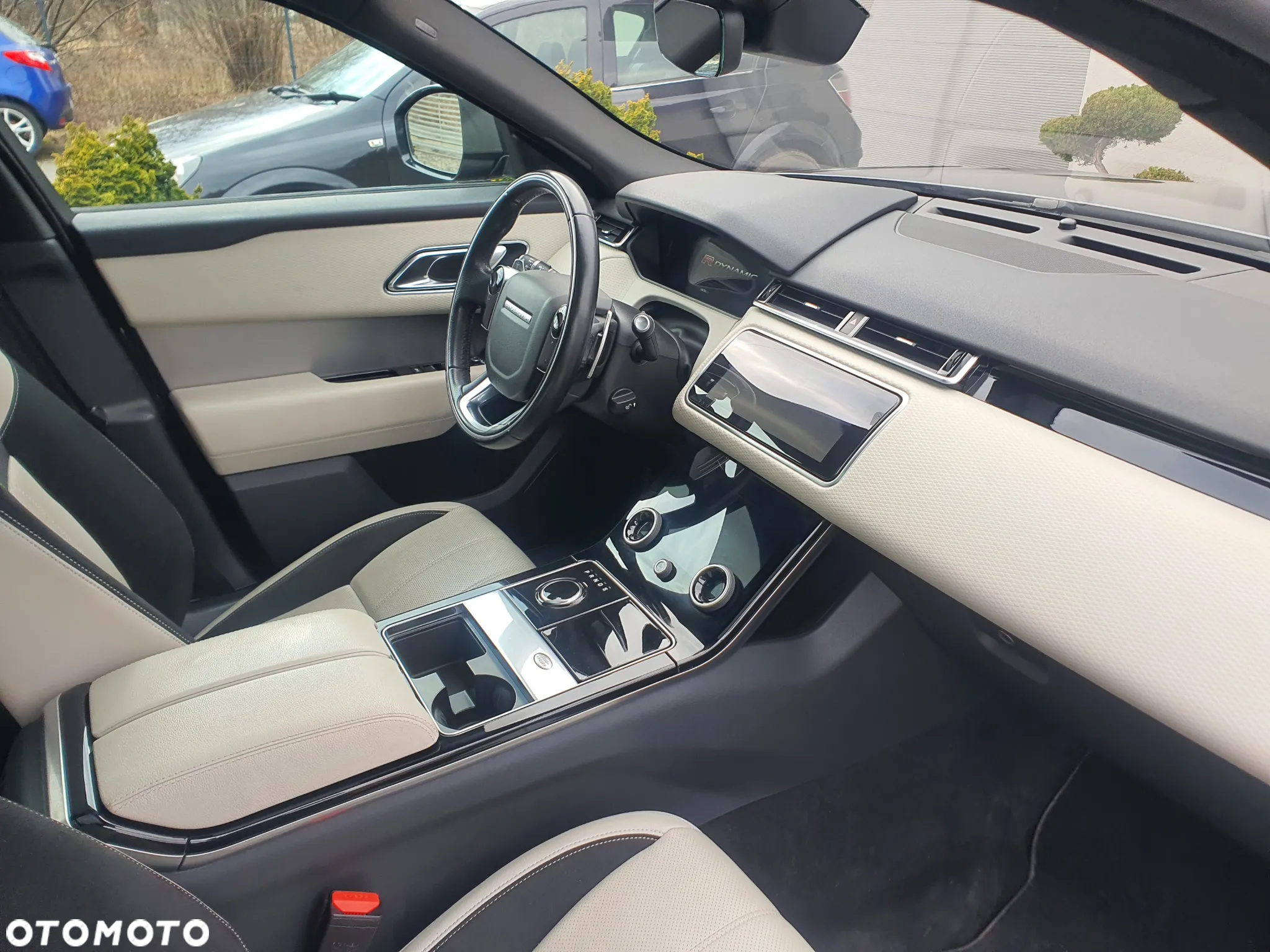 Land Rover Range Rover Velar 2.0 SD4 R-Dynamic SE - 24