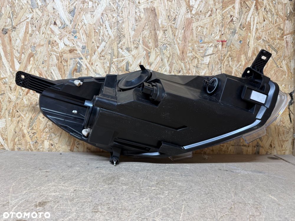 FORD FIESTA MK8 16-21 LAMPA PRZEDNIA LEWA ZWYKŁA H7 LED NOWA H1BB-13101-CJ - 2