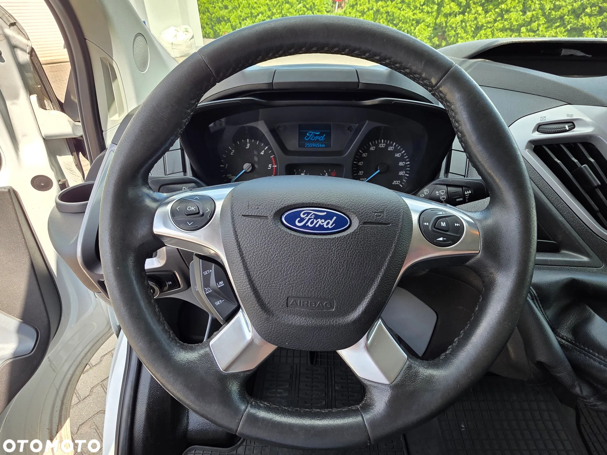 Ford Transit Custom - 12