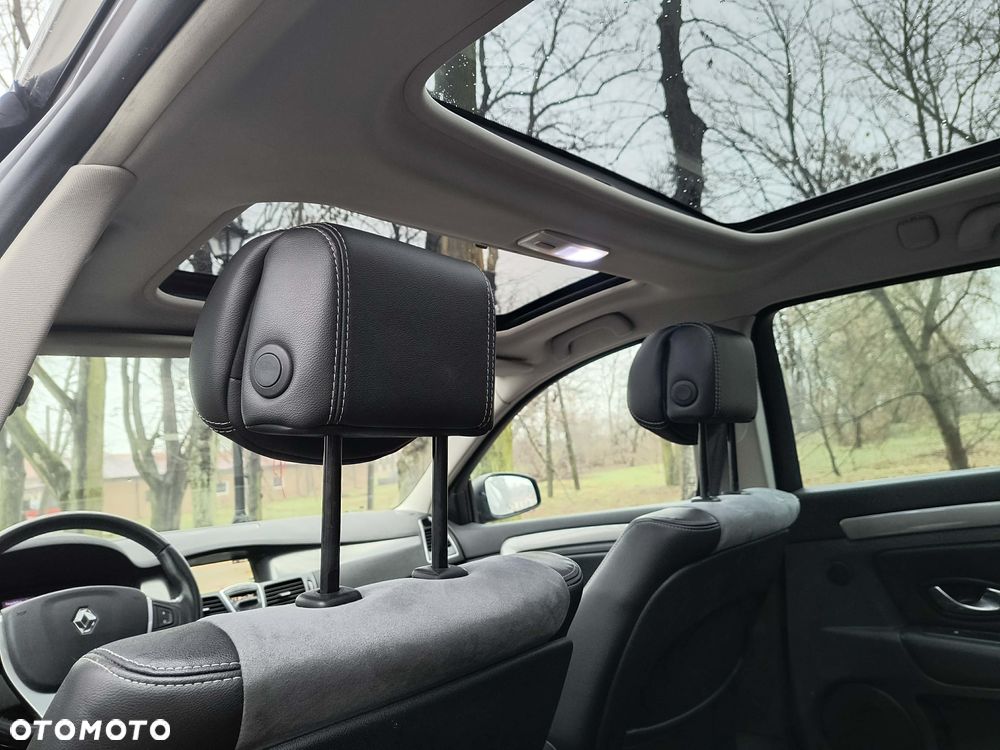 Renault Laguna dCi 180 FAP Initiale - 15