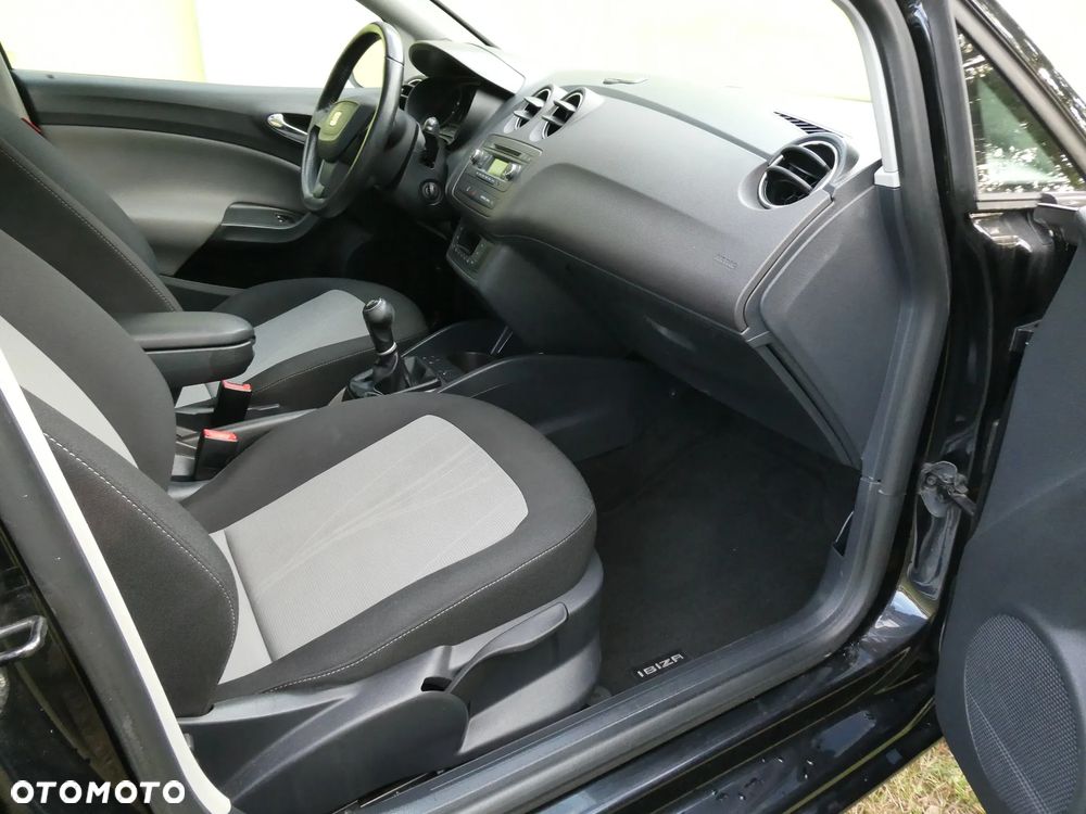 Seat Ibiza 1.4 16V Style - 11