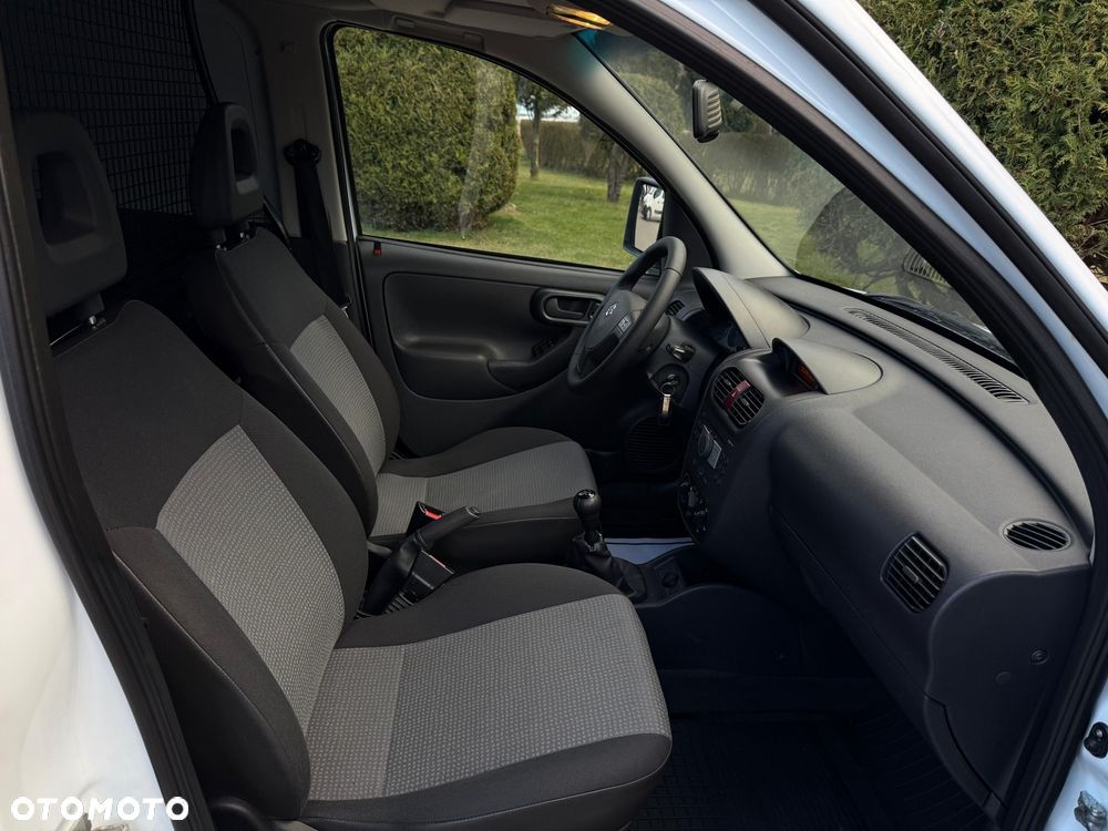 Opel Combo Edition - 8