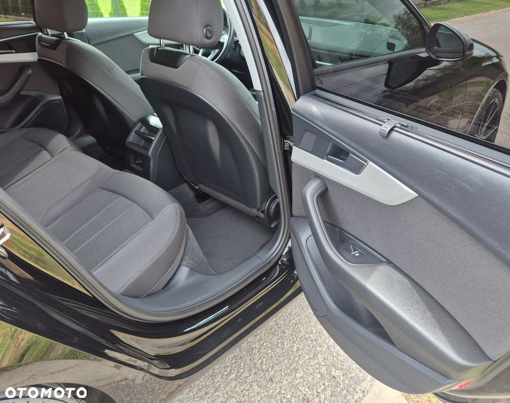 Audi A4 Avant 35 TDI S tronic S line - 24