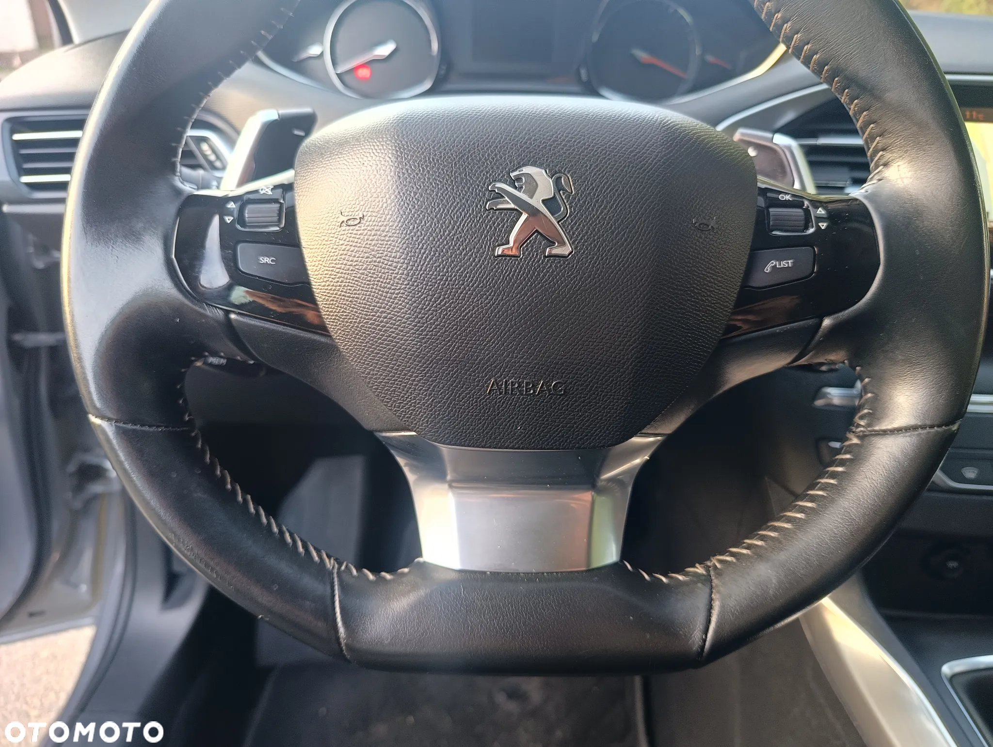Peugeot 308 1.5 BlueHDi Allure S&S EAT6 - 6