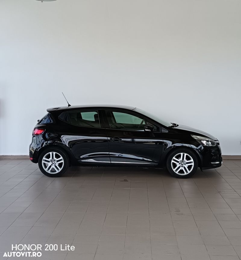 Renault Clio - 5