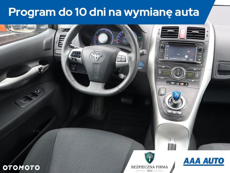 Toyota Auris - 8