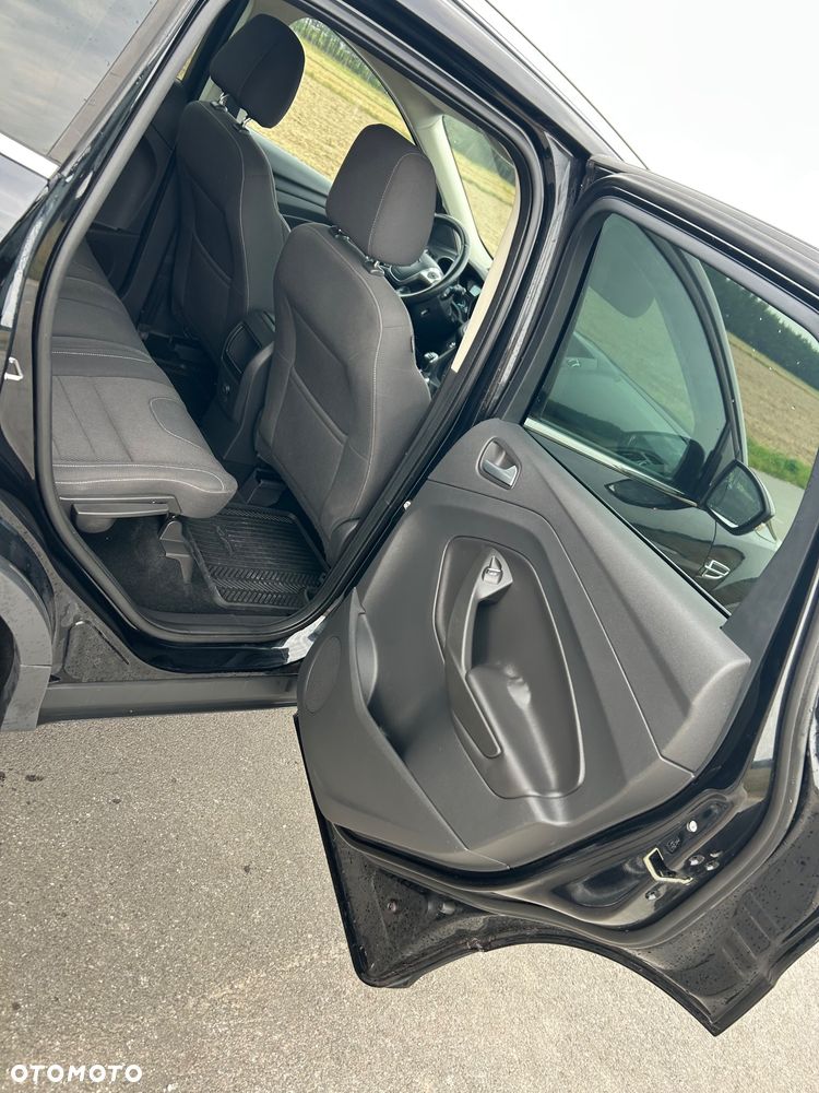 Ford Kuga 1.6 EcoBoost 2x4 SYNC - 13