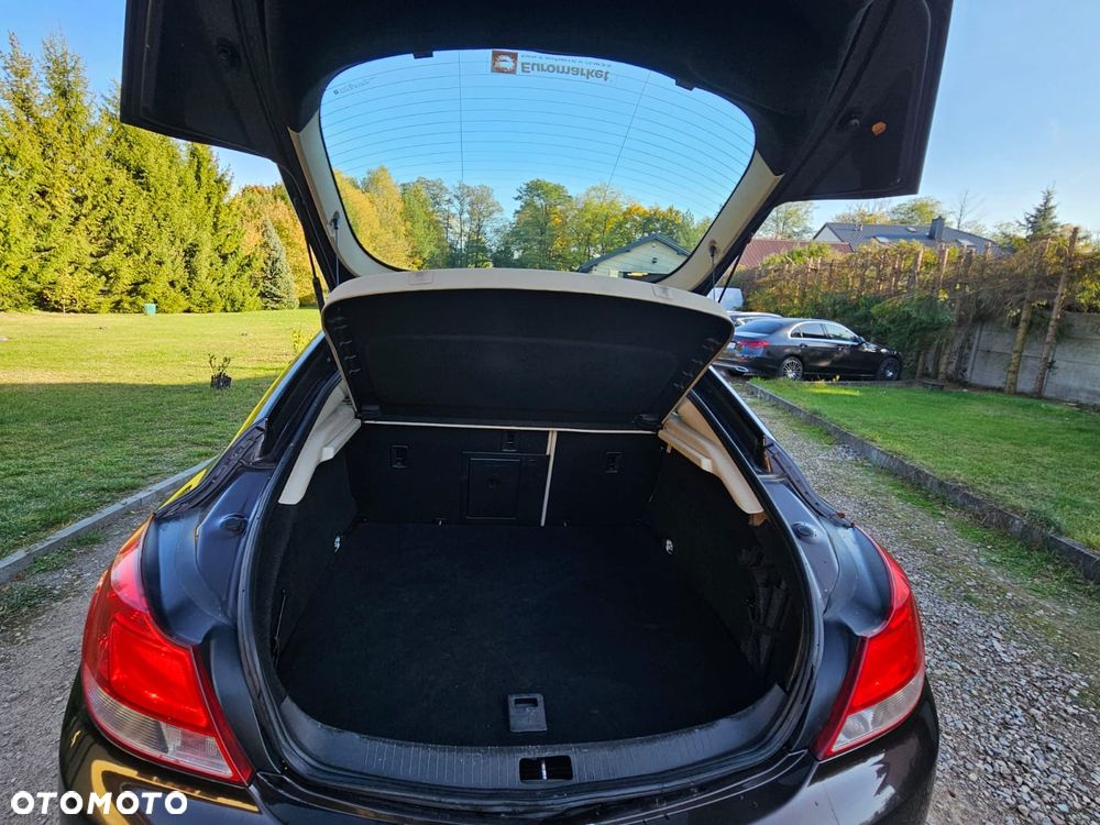 Opel Insignia - 16
