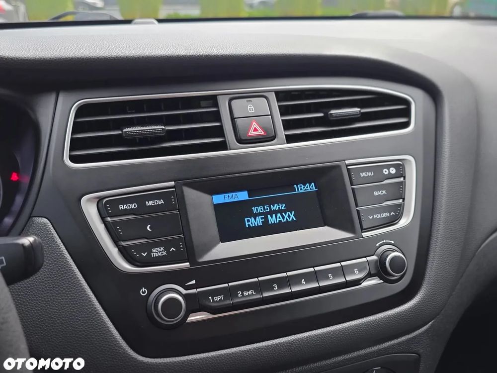 Hyundai i20 1.2 Comfort - 24