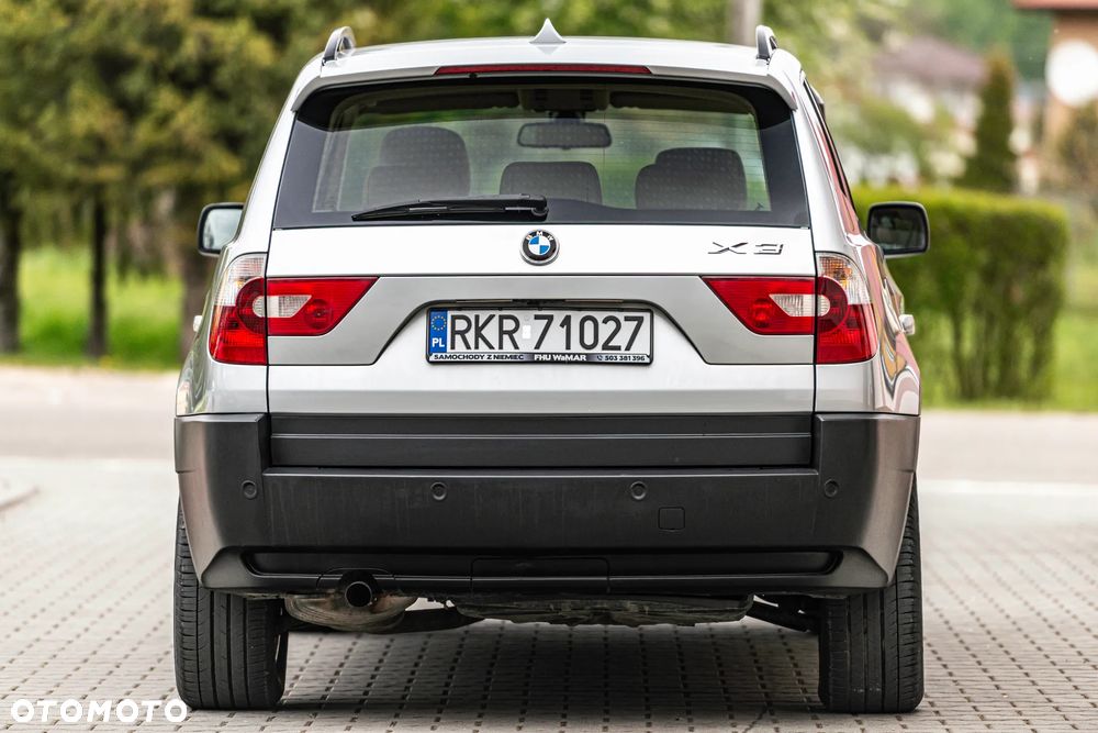 BMW X3 xDrive20i - 17