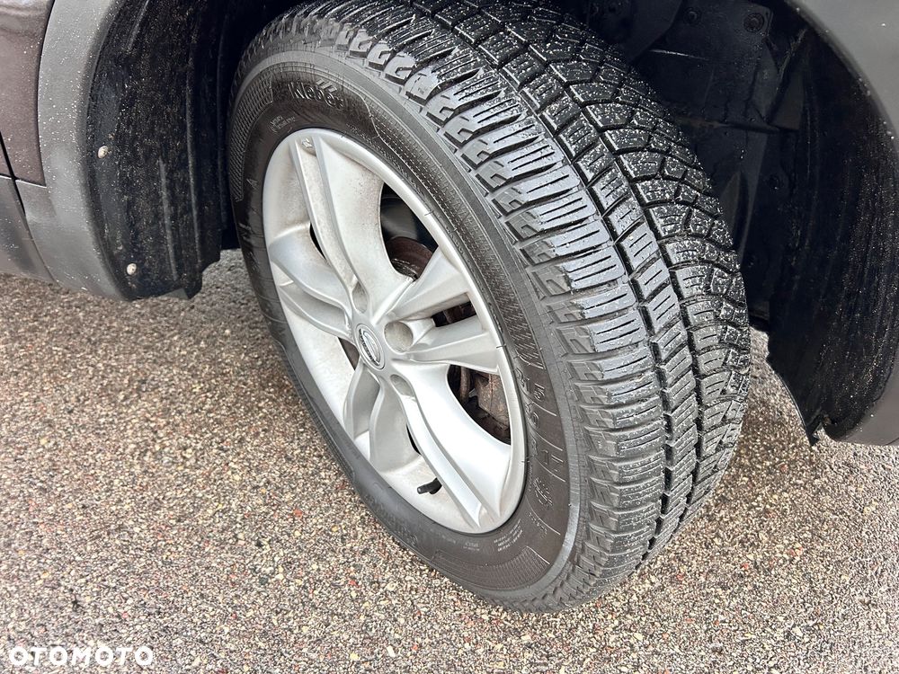 Nissan Qashqai 2.0 dCi DPF tekna - 13