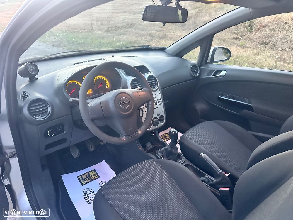 Opel Corsa 1.3CDTI VAN - 12