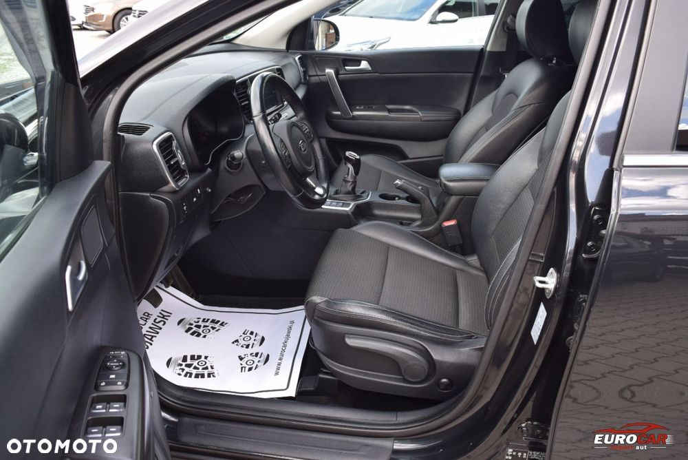 Kia Sportage 1.6 GDI 2WD DREAM-TEAM EDITION - 10