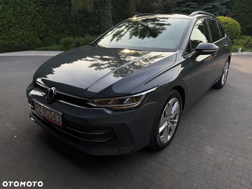Volkswagen Golf 1.5 eTSI mHEV Special Edition DSG - 2