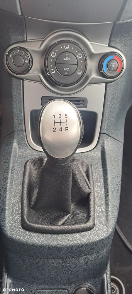 Ford Fiesta 1.25 Trend EU5 - 26